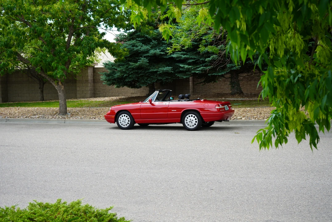 1992 Alfa Romeo Series 4 - Image 8 of 31