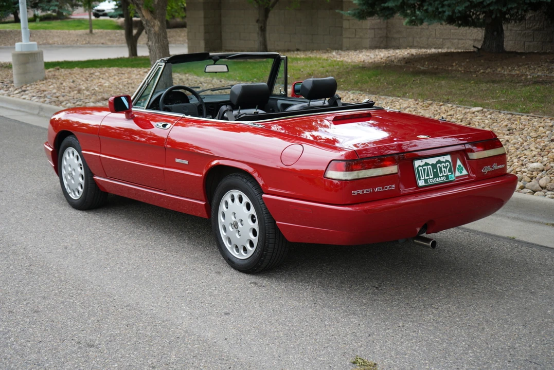 1992 Alfa Romeo Series 4 - Image 14 of 31