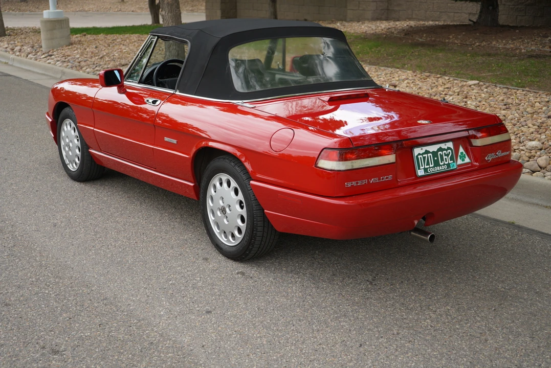 1992 Alfa Romeo Series 4 - Image 25 of 31
