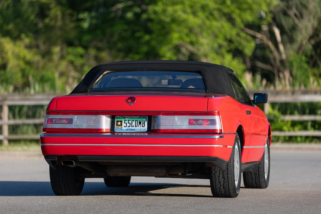 1992 Cadillac Allante - Image 15 of 31