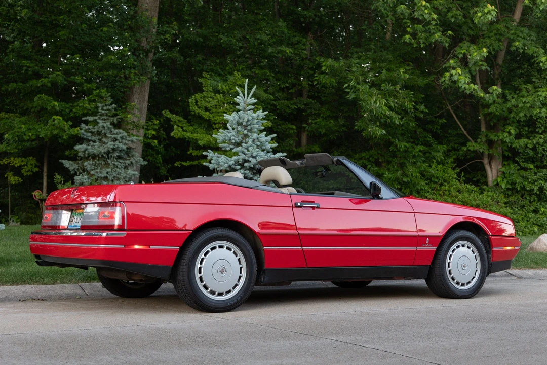 1992 Cadillac Allante - Image 29 of 31