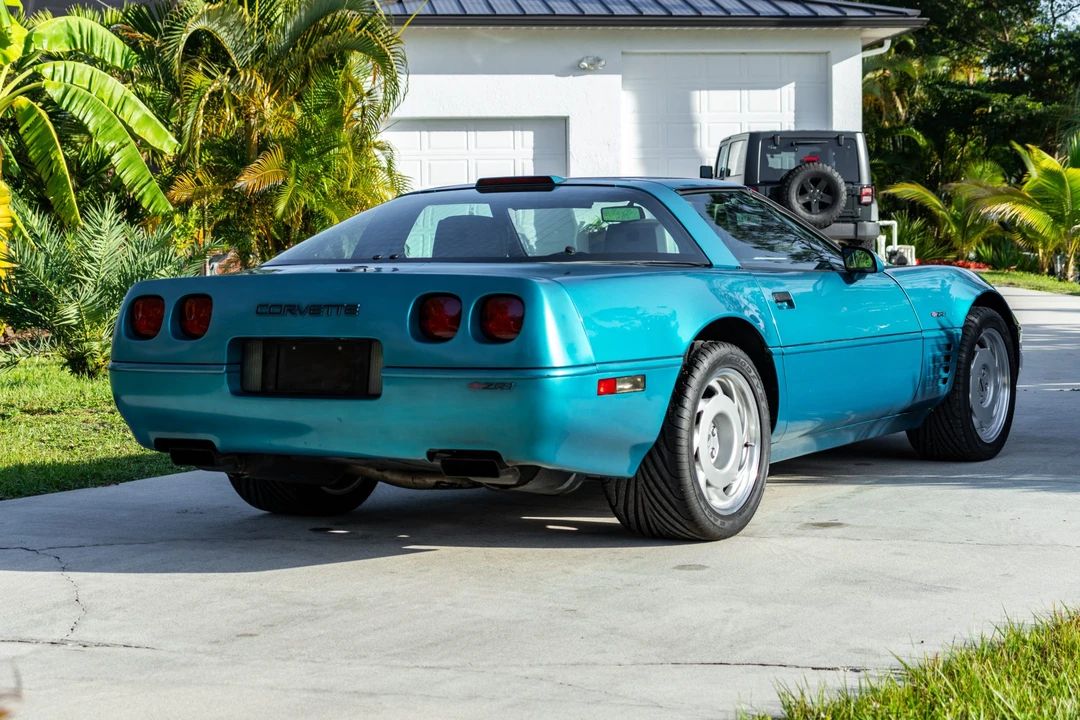 1992 Chevrolet Corvette C4 ZR1 - Image 7 of 31