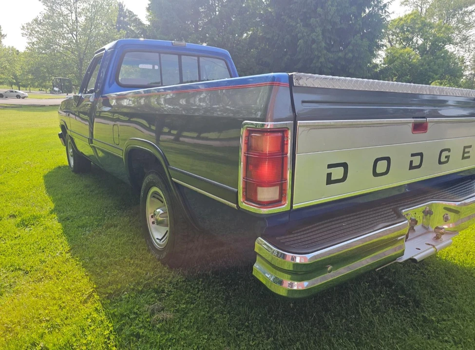 1992 Dodge Ram 1st Gen - Image 28 of 31