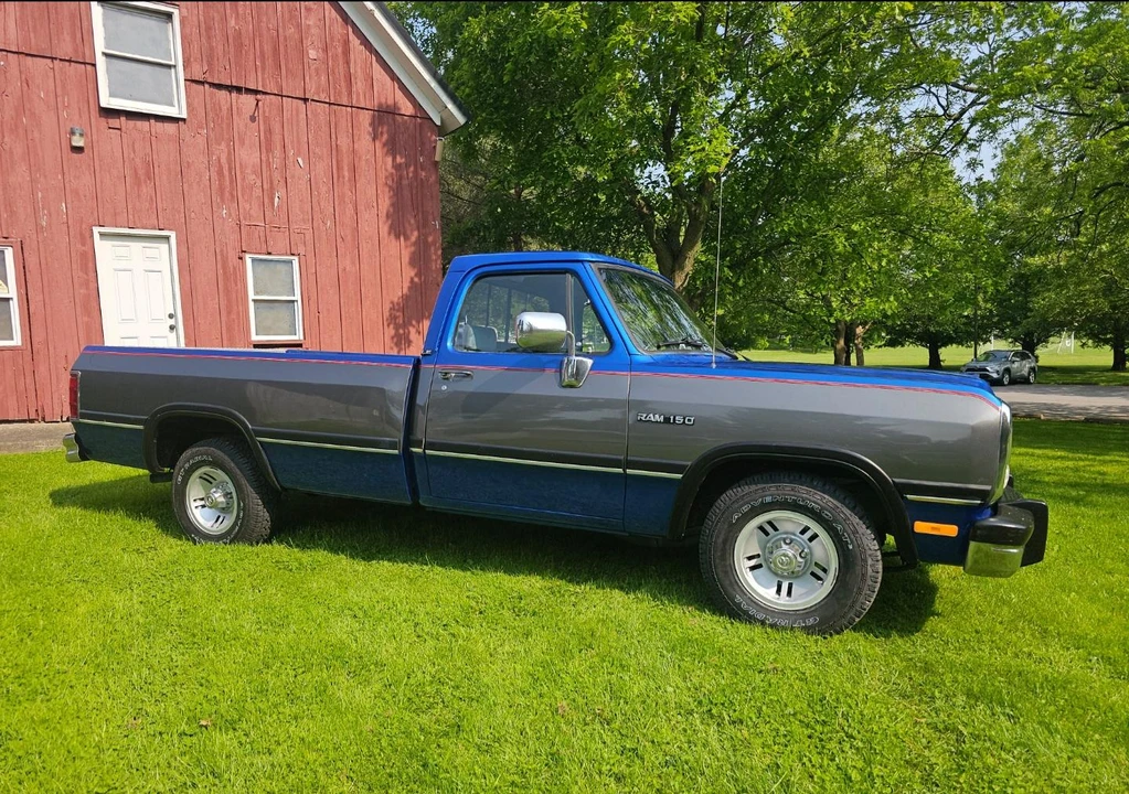 1992 Dodge Ram 1st Gen - Image 13 of 31