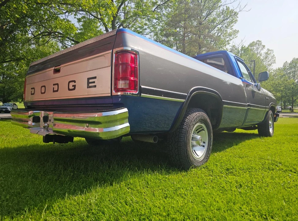 1992 Dodge Ram 1st Gen - Image 21 of 31