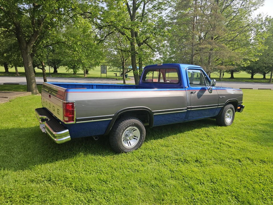 1992 Dodge Ram 1st Gen - Image 18 of 31