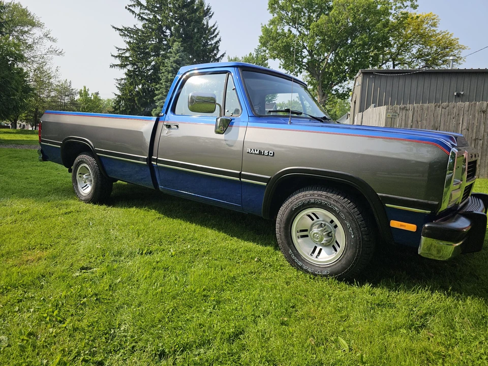 1992 Dodge Ram 1st Gen - Image 12 of 31