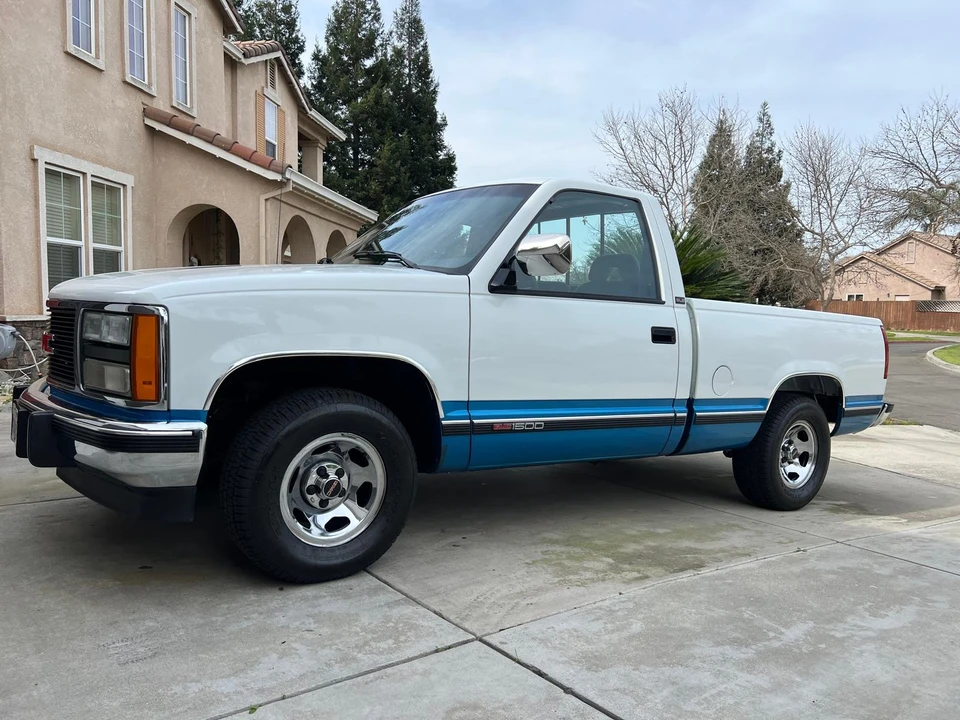 1992 GMC Sierra 1st Gen - Image 5 of 31