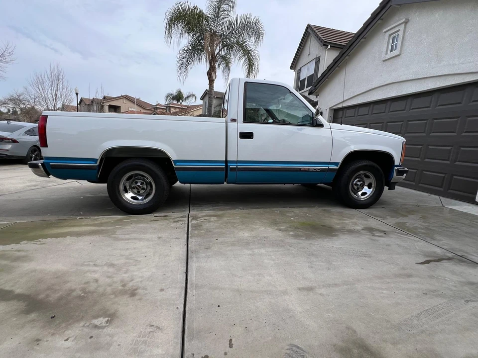 1992 GMC Sierra 1st Gen - Image 8 of 31
