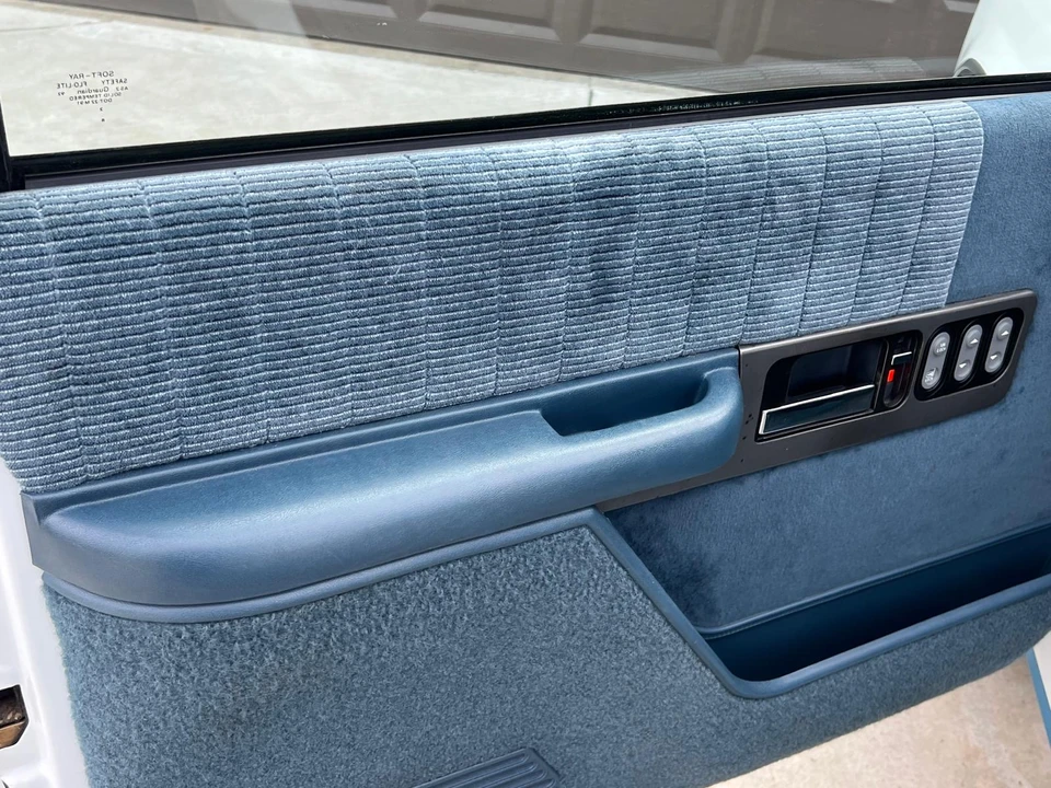 1992 GMC Sierra 1st Gen - Image 20 of 31