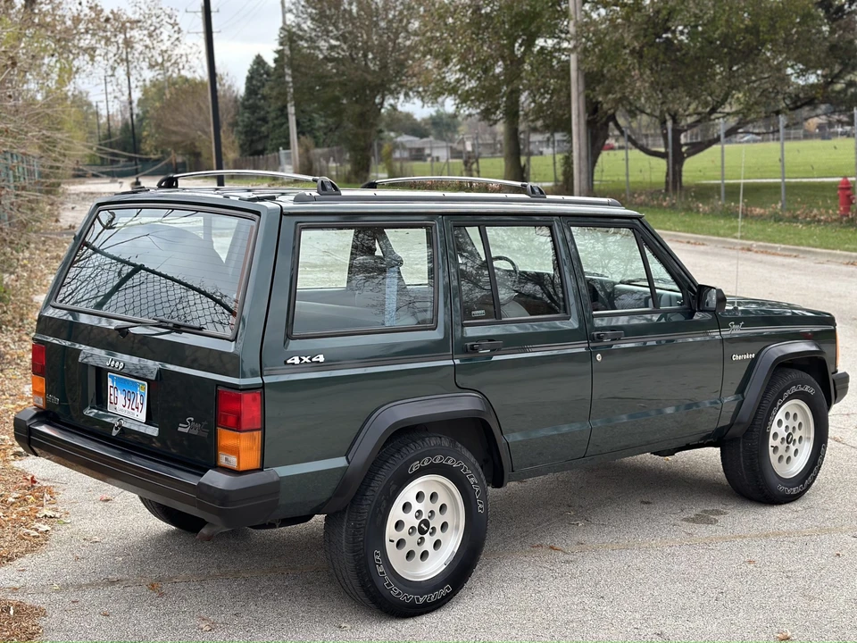 1992 Jeep XJ Cherokee - Image 22 of 31