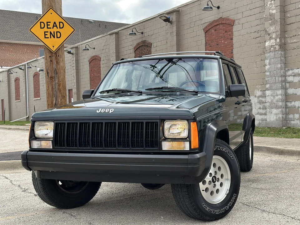 1992 Jeep XJ Cherokee - Image 5 of 31