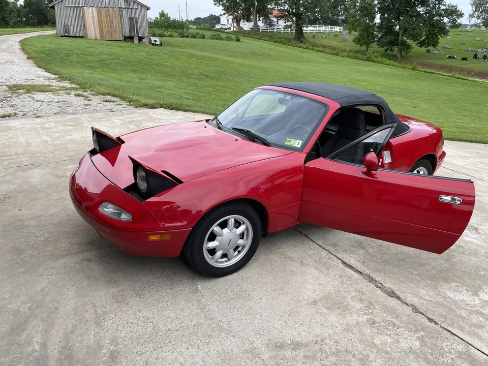 1992 Mazda NA MX-5 Miata - Image 15 of 31