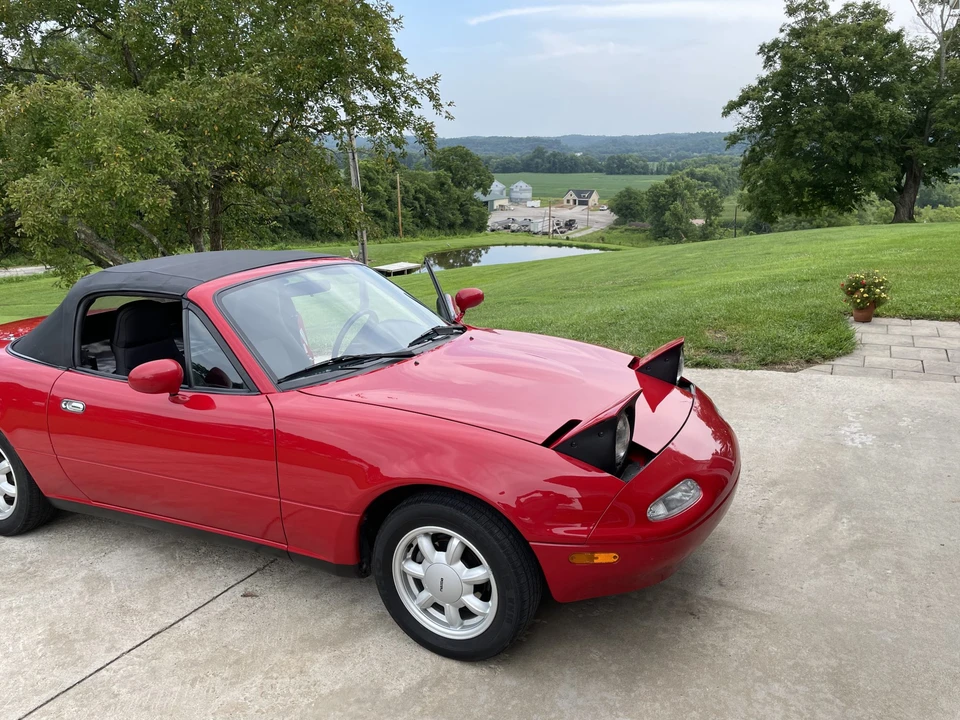 1992 Mazda NA MX-5 Miata - Image 21 of 31