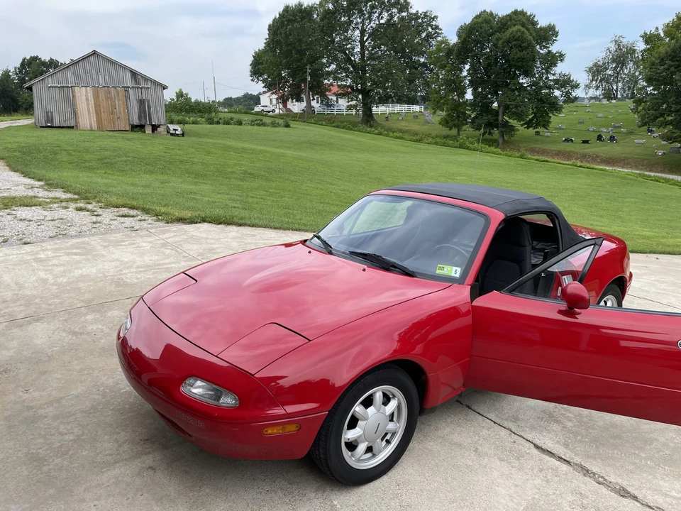 1992 Mazda NA MX-5 Miata - Image 17 of 31