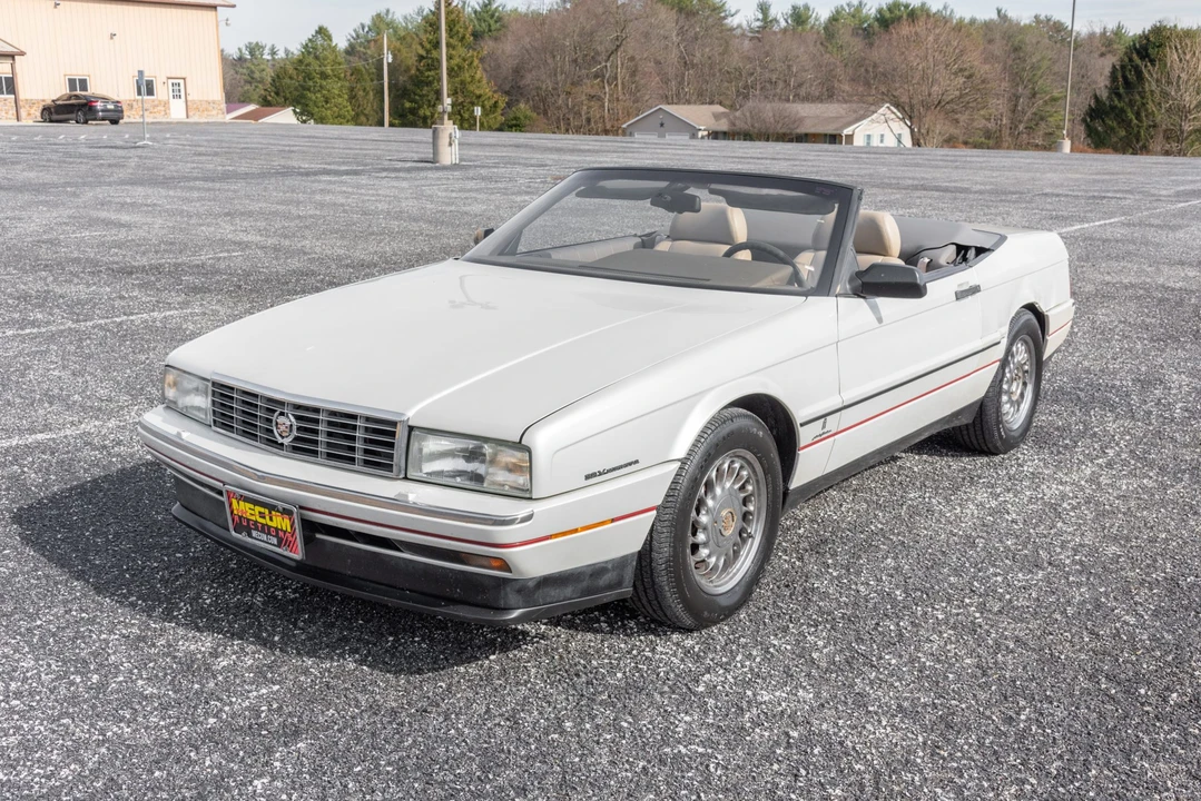 1993 Cadillac Allante - Image 6 of 31