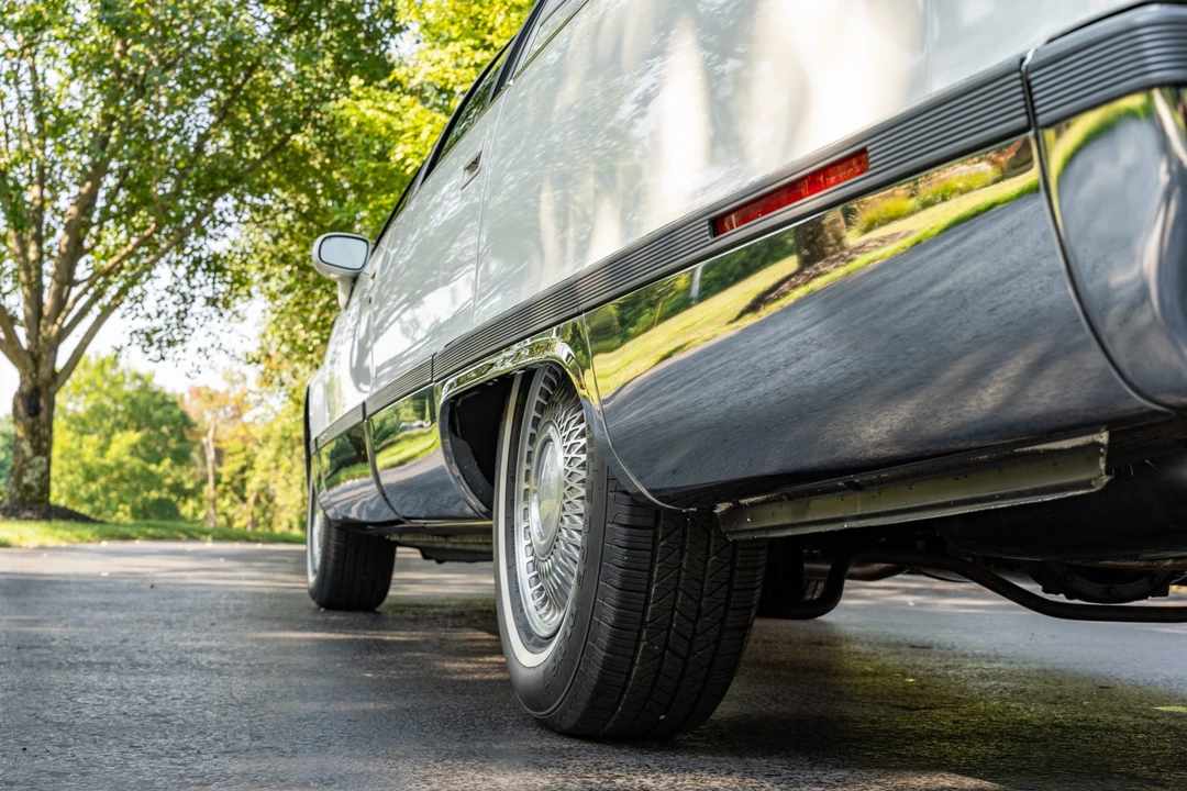 1993 Cadillac Fleetwood - Image 31 of 31