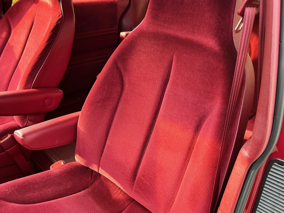 1993 Dodge Caravan - Image 25 of 31