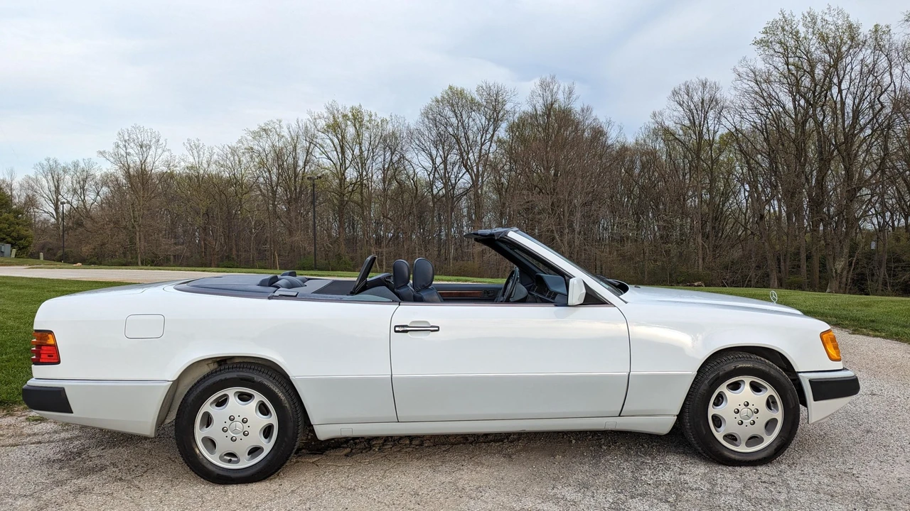 1993 Mercedes-Benz W124 E-Class - Image 11 of 31