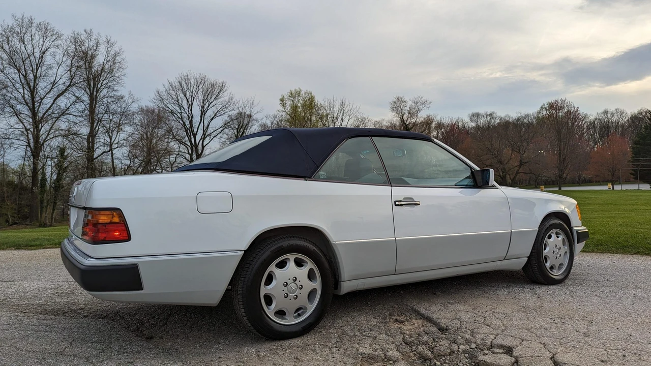 1993 Mercedes-Benz W124 E-Class - Image 29 of 31