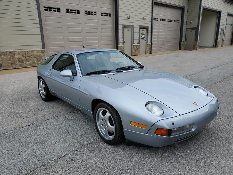 1993 Porsche 928 GTS - Image 2 of 31