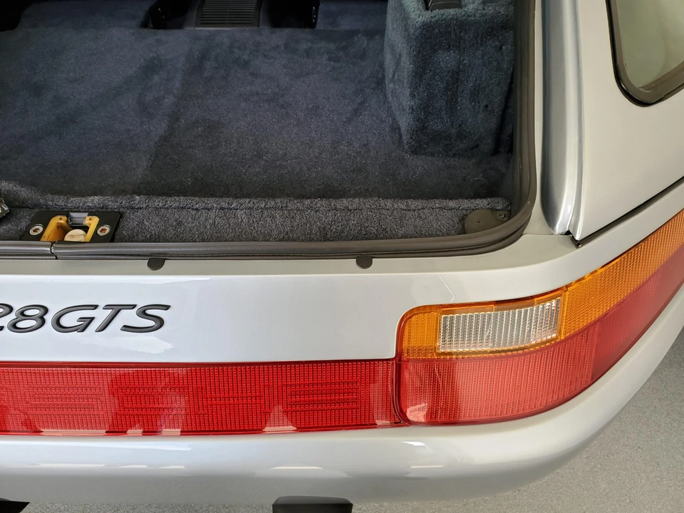 1993 Porsche 928 GTS - Image 28 of 31