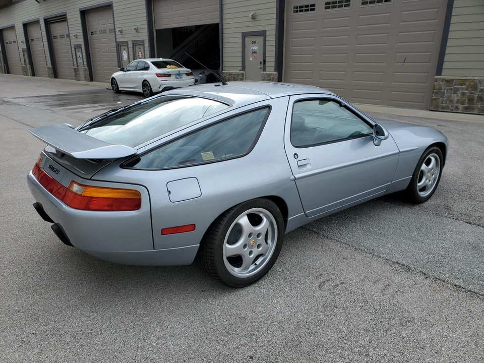 1993 Porsche 928 GTS - Image 4 of 31