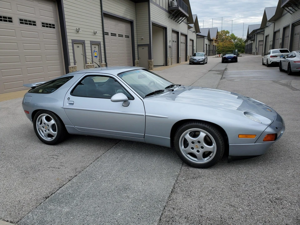 1993 Porsche 928 GTS - Image 3 of 31