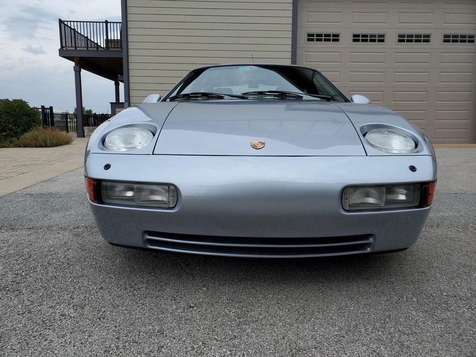 1993 Porsche 928 GTS - Image 13 of 31