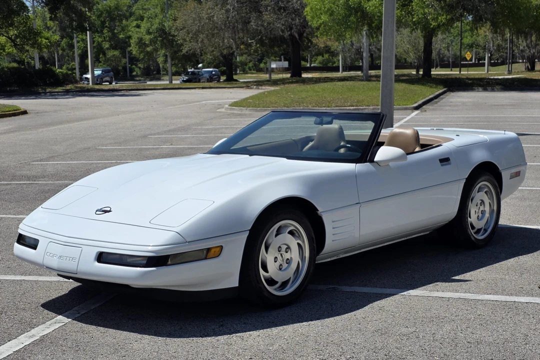 1994 Chevrolet Corvette C4 - Image 1 of 31