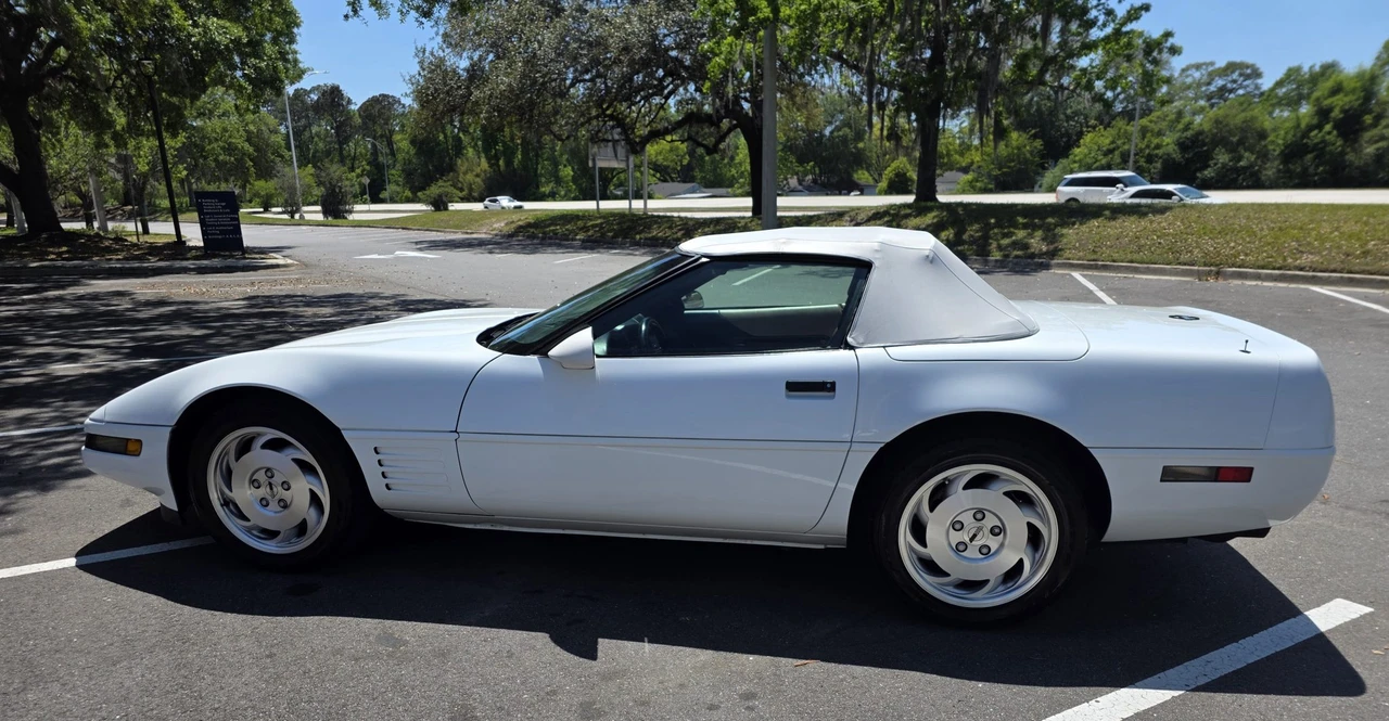 1994 Chevrolet Corvette C4 - Image 26 of 31