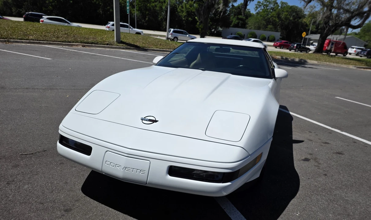 1994 Chevrolet Corvette C4 - Image 18 of 31