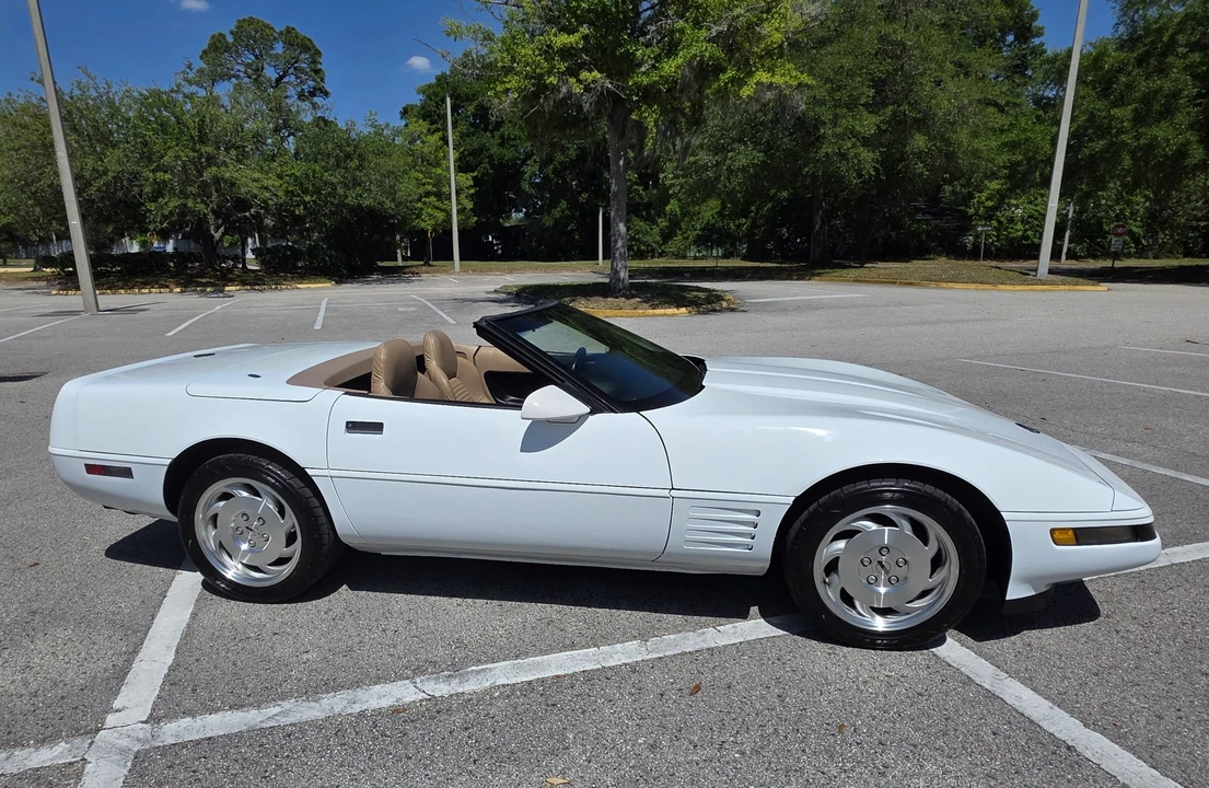 1994 Chevrolet Corvette C4 - Image 12 of 31