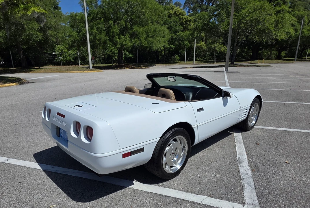 1994 Chevrolet Corvette C4 - Image 9 of 31