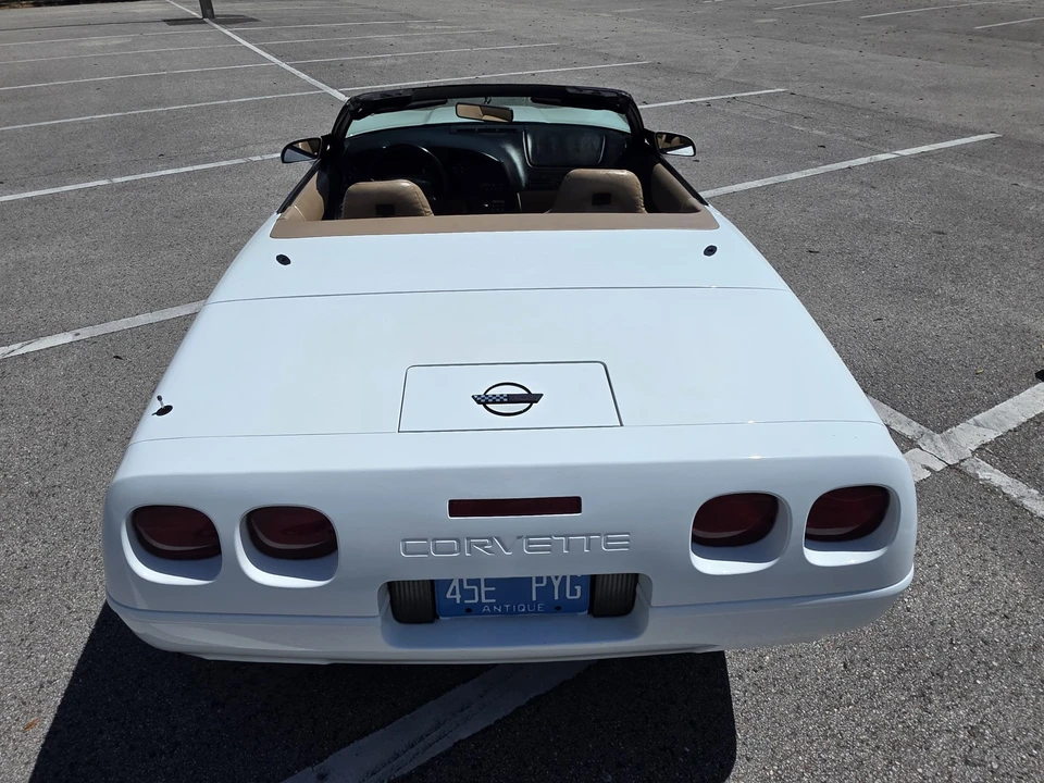 1994 Chevrolet Corvette C4 - Image 8 of 31