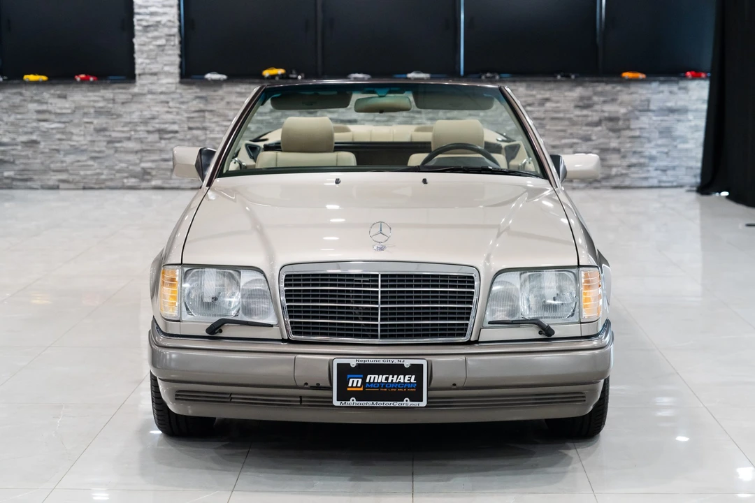 1994 Mercedes-Benz W124 E-Class - Image 13 of 31