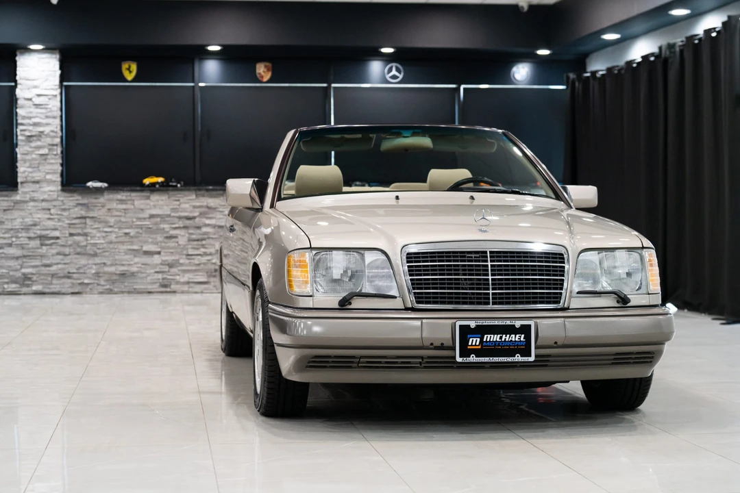 1994 Mercedes-Benz W124 E-Class - Image 23 of 31
