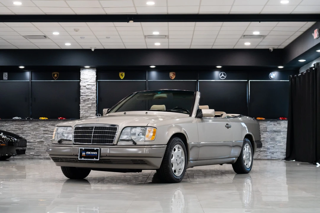 1994 Mercedes-Benz W124 E-Class - Image 2 of 31