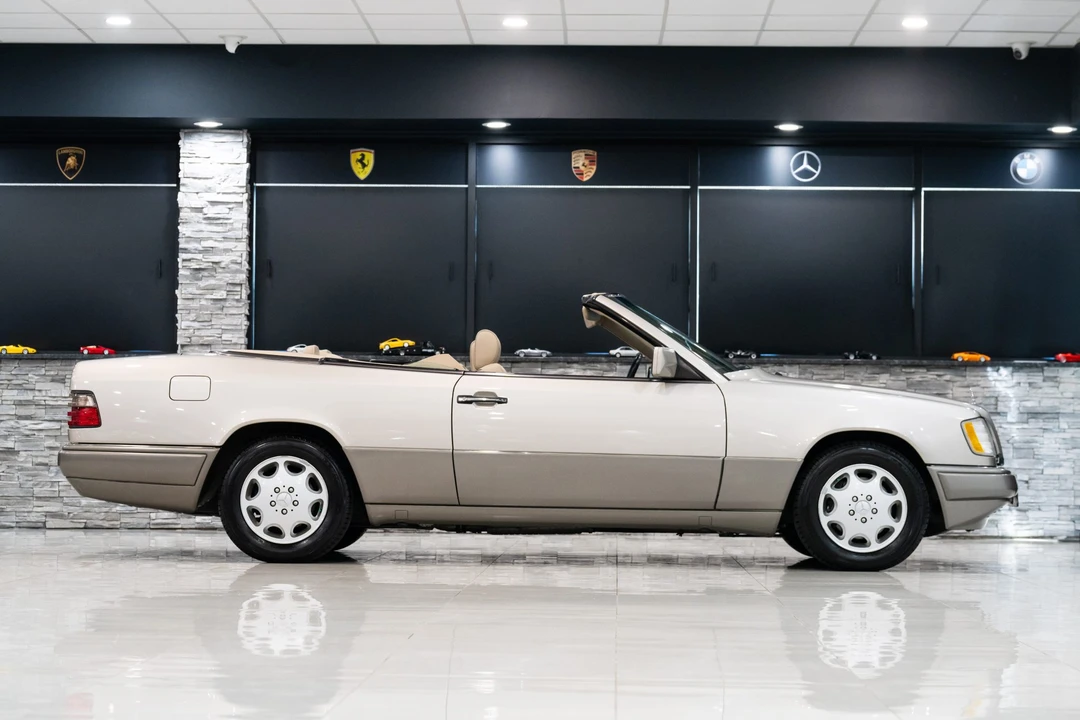 1994 Mercedes-Benz W124 E-Class - Image 30 of 31