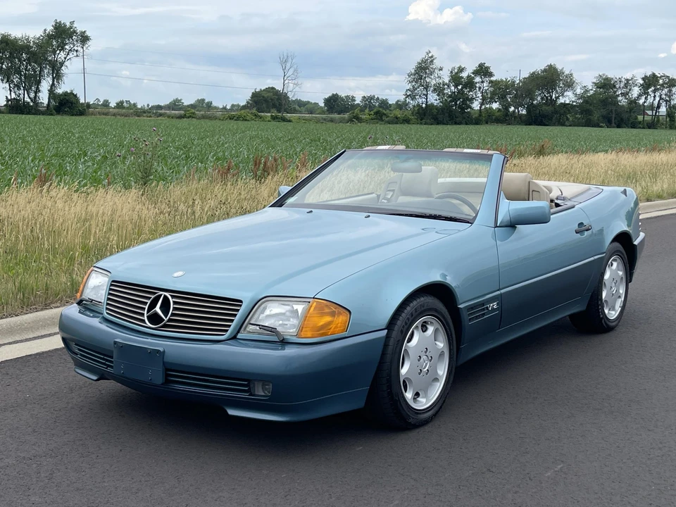 1994 Mercedes-Benz R129 SL-Class - Image 2 of 31