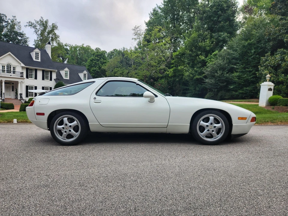 1994 Porsche 928 GTS - Image 15 of 31