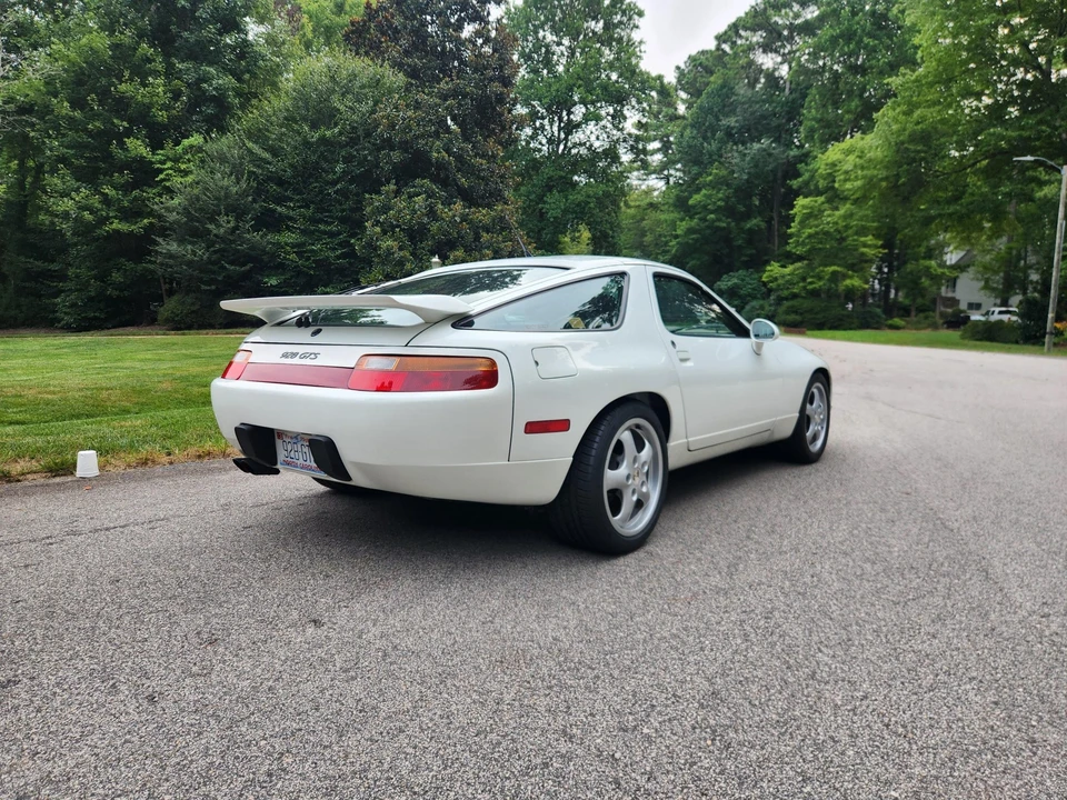 1994 Porsche 928 GTS - Image 17 of 31