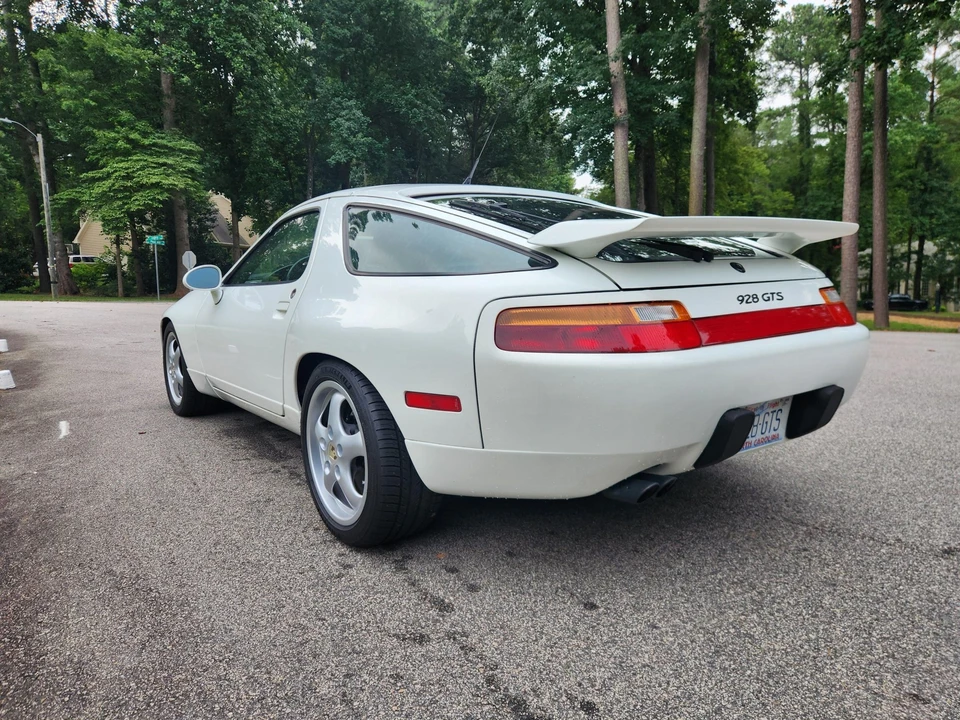 1994 Porsche 928 GTS - Image 19 of 31