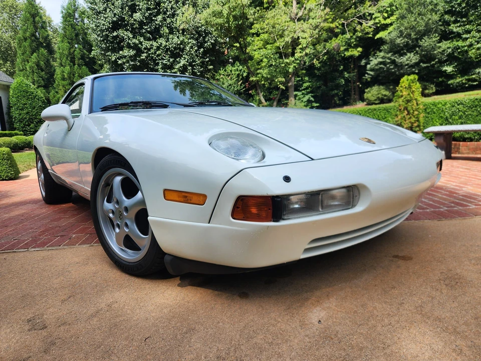 1994 Porsche 928 GTS - Image 9 of 31