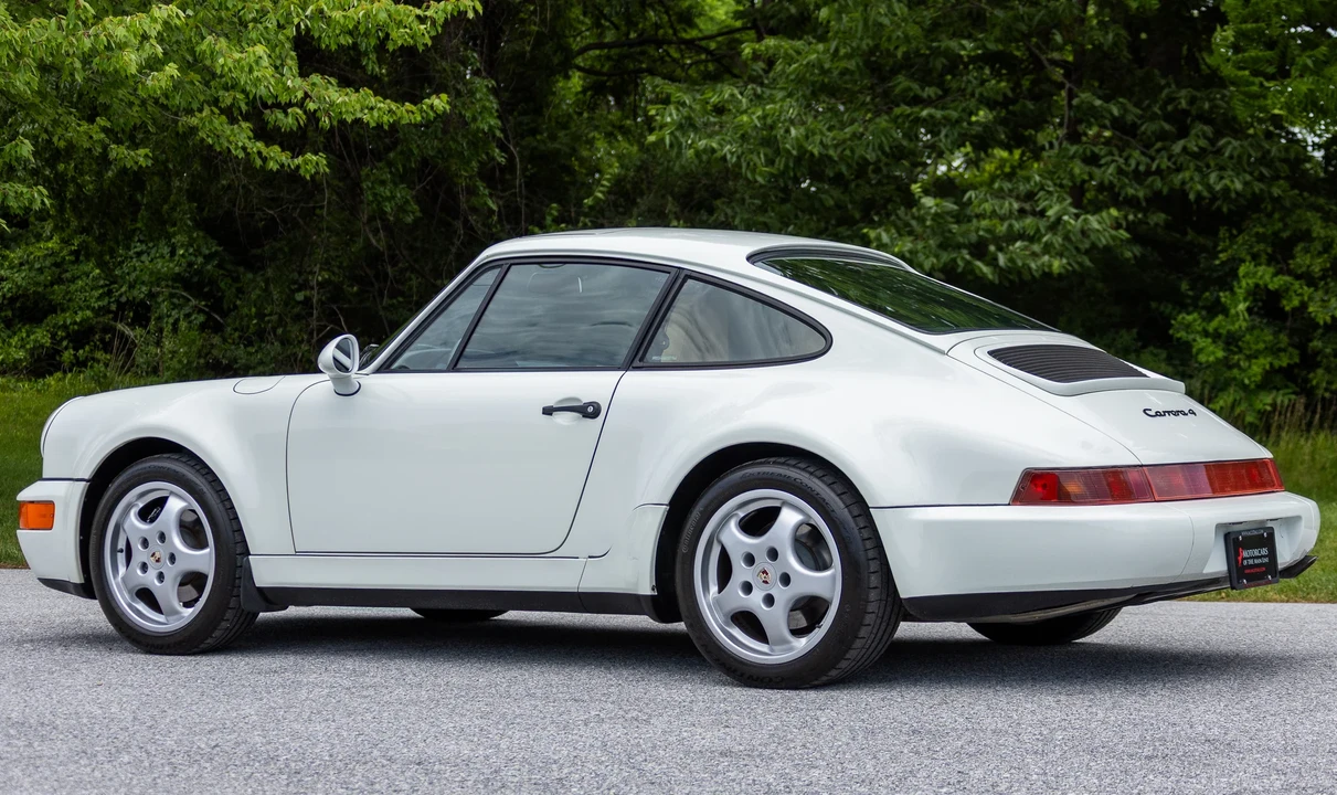 1994 Porsche 964 Carrera 4 - Image 16 of 31