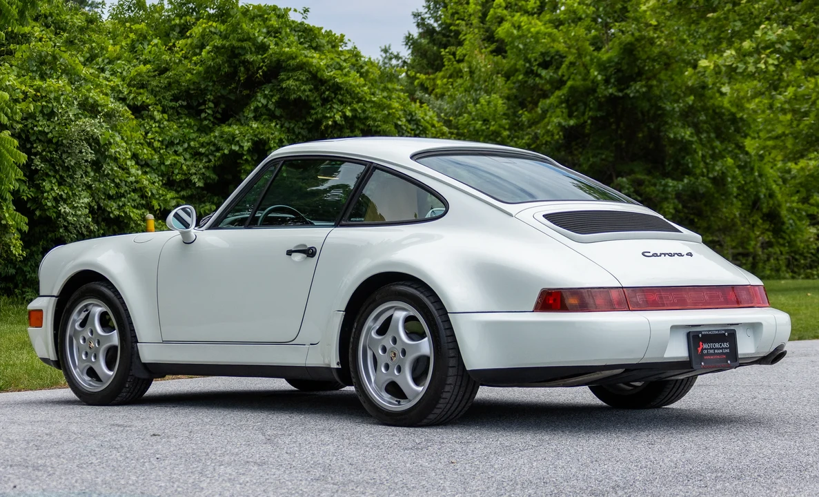 1994 Porsche 964 Carrera 4 - Image 18 of 31