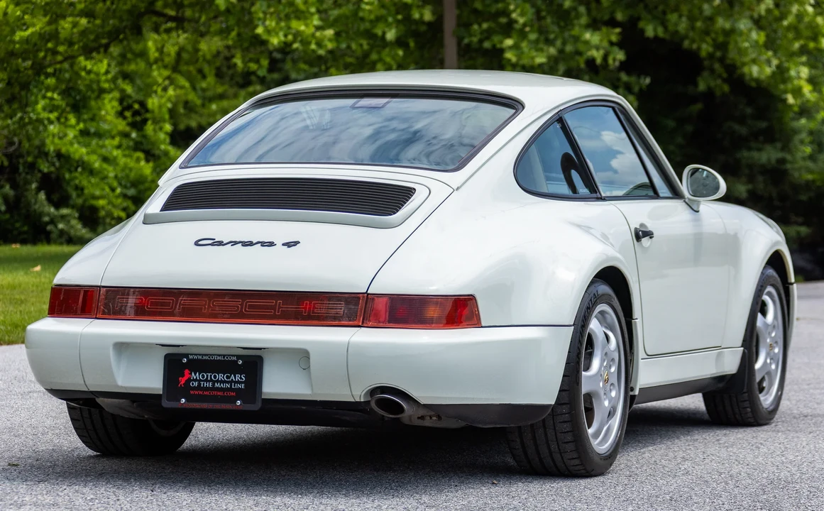 1994 Porsche 964 Carrera 4 - Image 27 of 31