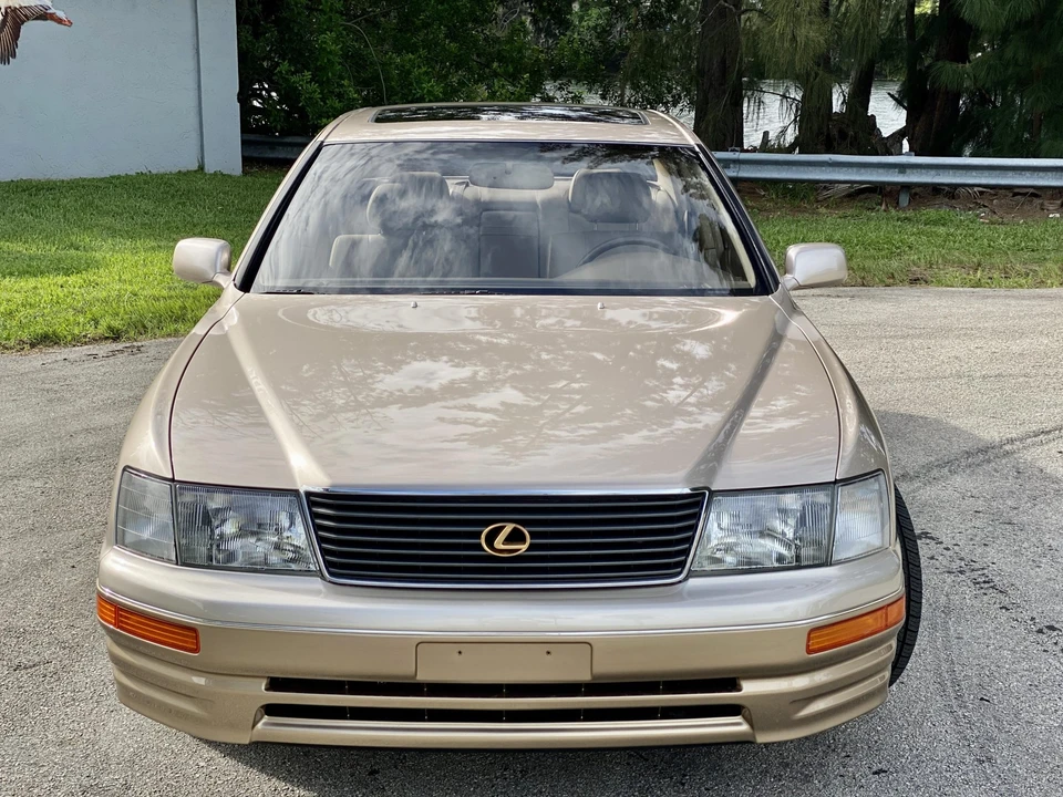 1995 Lexus LS 2nd Gen - Image 6 of 31