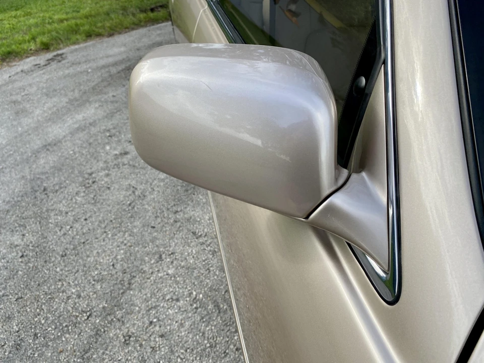 1995 Lexus LS 2nd Gen - Image 31 of 31