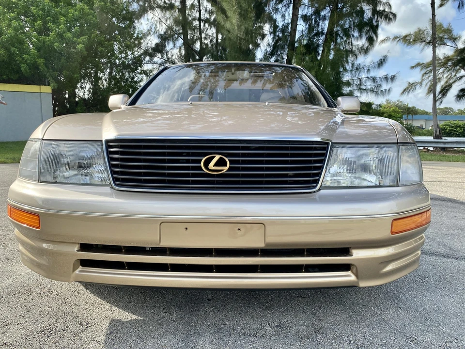 1995 Lexus LS 2nd Gen - Image 8 of 31